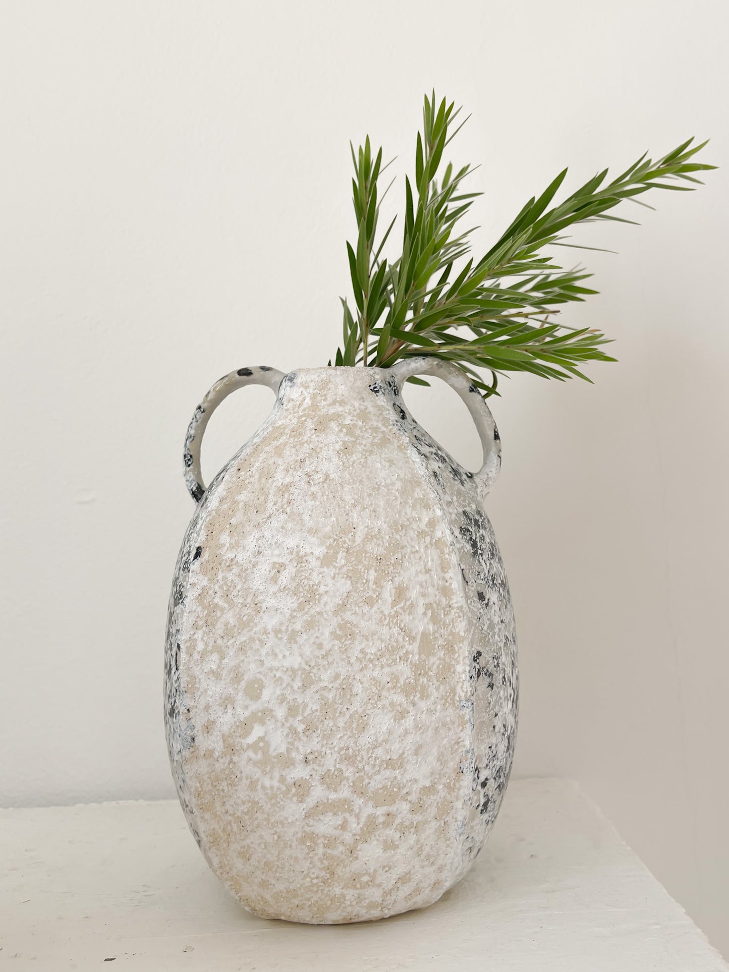 Minimal Aged Vase